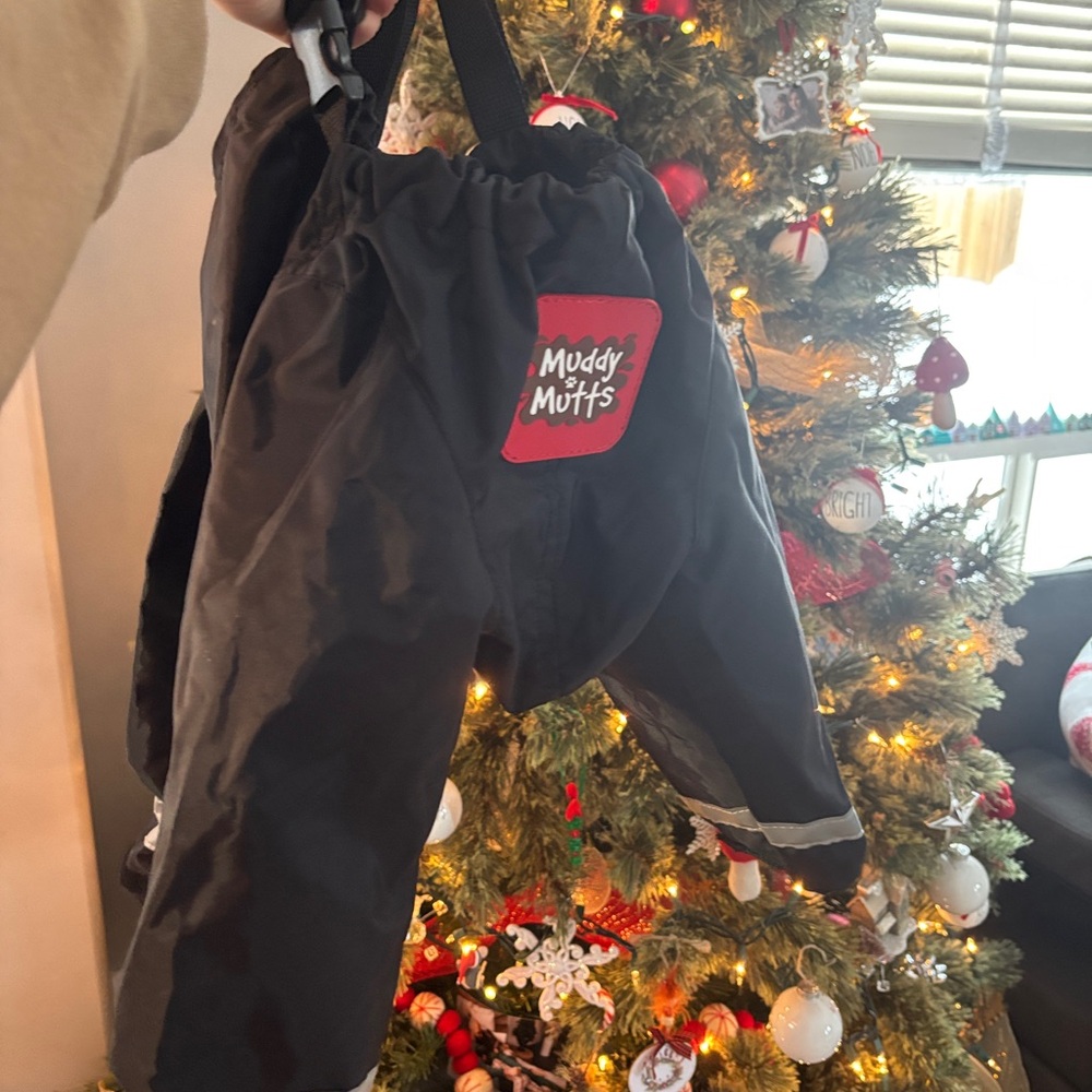 Black Dog Rain Suit